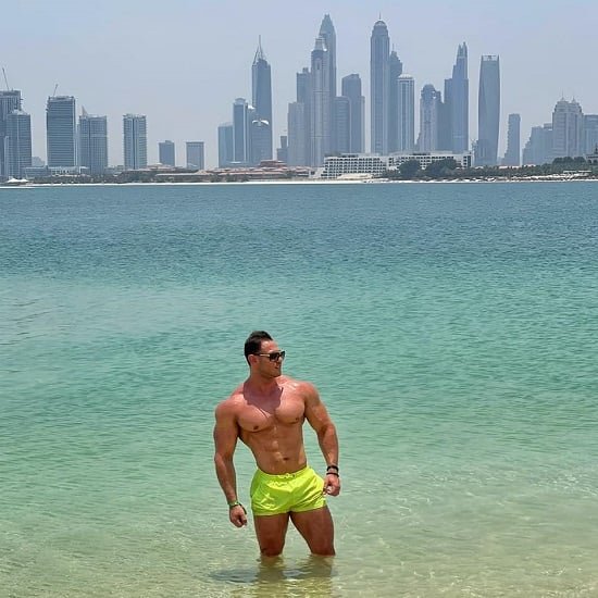 وزنك زاد متقلقش .. لسه قدامك فرصة تلحق فورمة الساحل