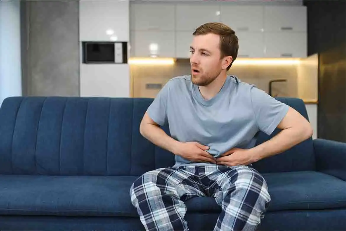 انتفاخ المعدة بسبب الغازات وعسر الهضم