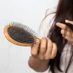 علاج تساقط الشعر وتقوية بصيلات الشعر بطرق طبيعية وطبية