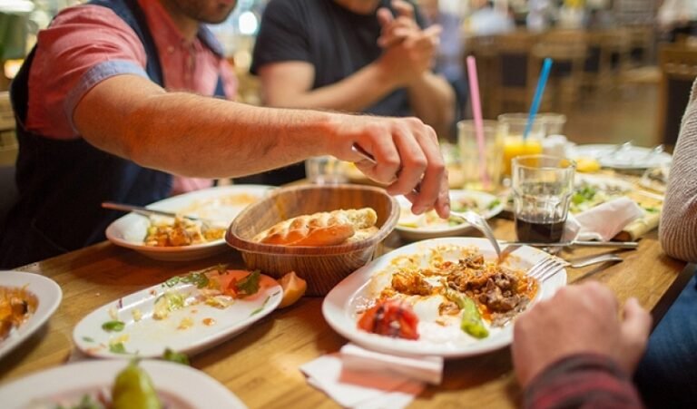 أطعمة تقلل العطش في رمضان… دليلك لسحور صحي ومنعش